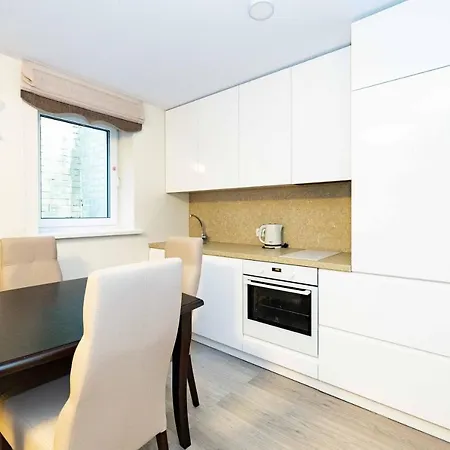 Apartment Vanagupe Lower Ground Floor, By Chost *